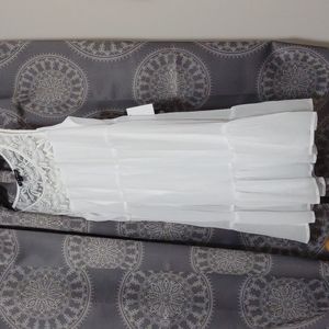 Ladies white summer dress sz small NWT
